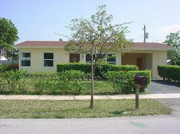 930 NE 23rd Pl, Pompano Beach, FL 33064