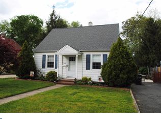 50 Sherwood Ave, Hamilton, NJ 08619