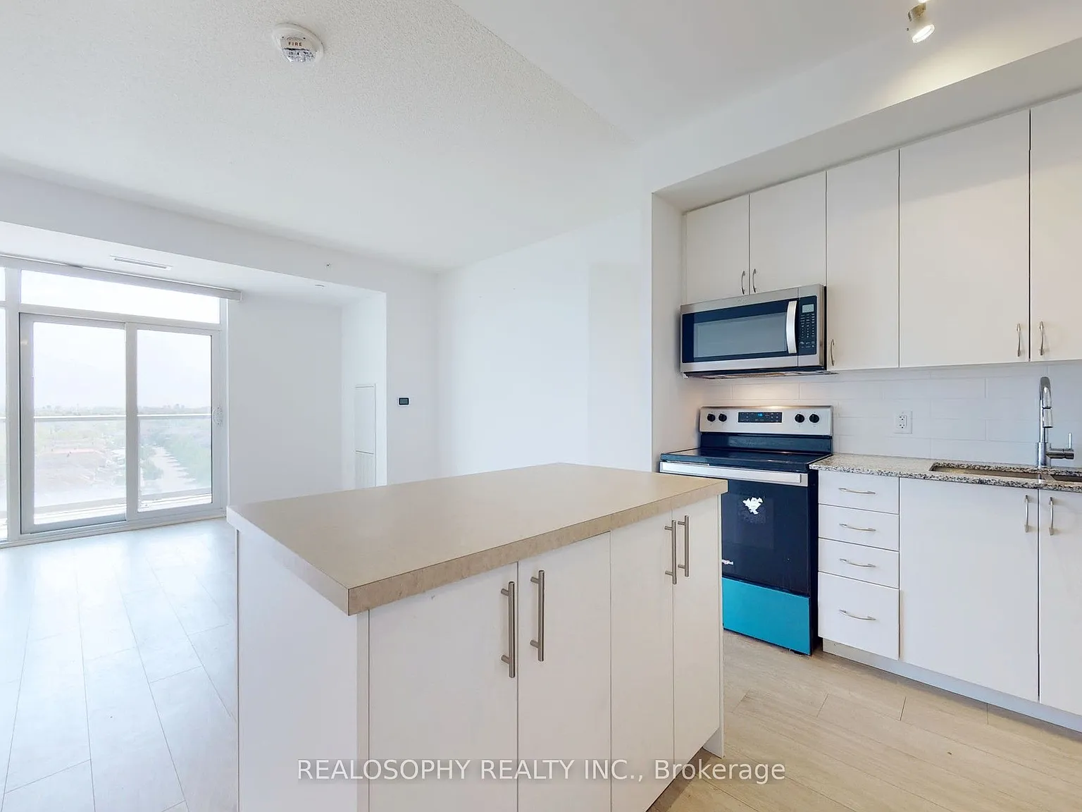 2 bed, $2,700 — Photo 3