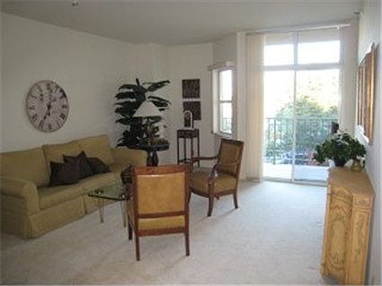 3rd image of 1 Baldwin Ave APT 324