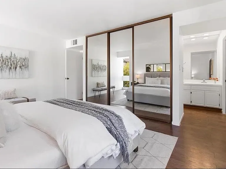 58 E Poplar Ave #4 — Photo 20