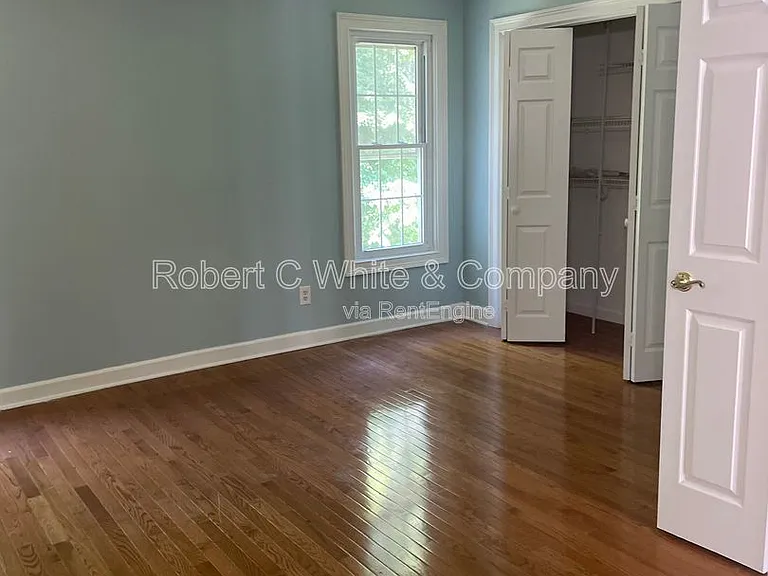 402 Cambridge Cmns — Photo 21