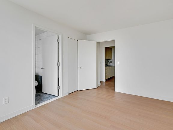5th image of 1 Columbus Pl APT S35c