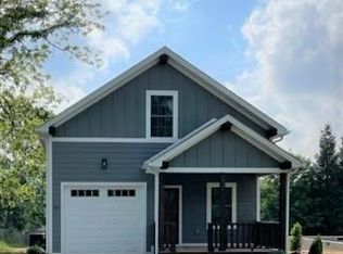 314 Portmanvilla Rd, Black Mountain, NC 28711