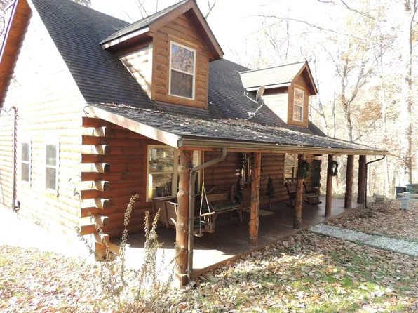 820 Pump Station Rd, Sugar Grove, OH 43155