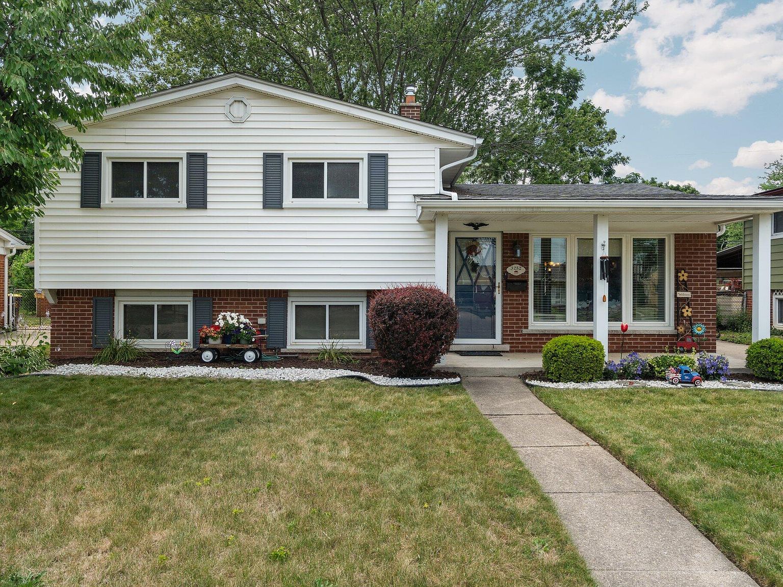 3252 Grange Rd, Trenton, MI 48183 Zillow