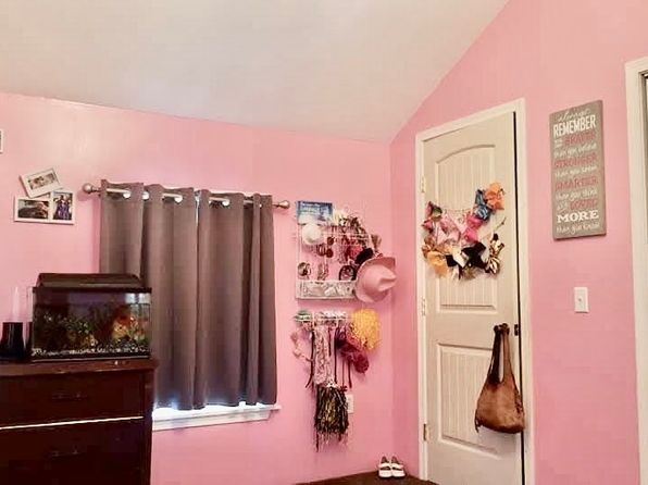 9749 Church St, Farmersville Station, NY 14060