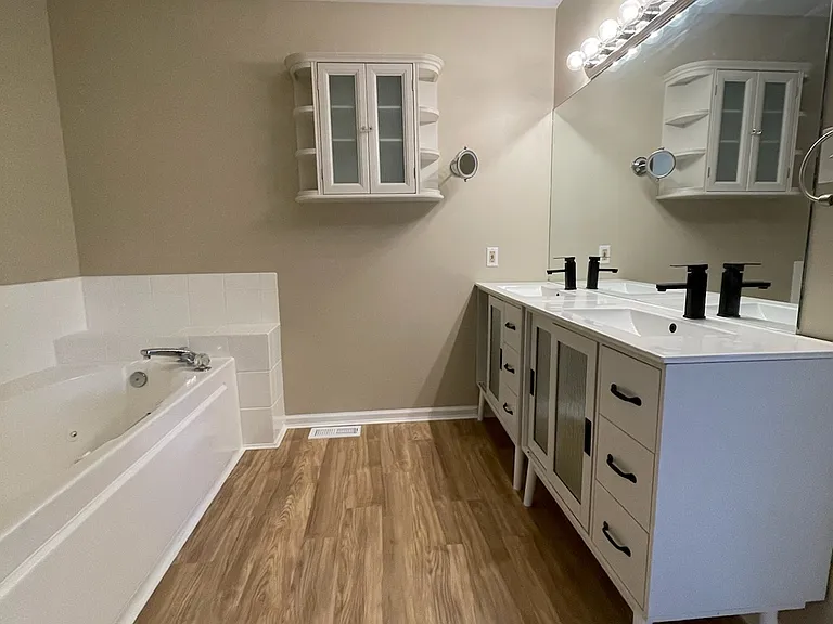 2241 Meadowsage Ct — Photo 13