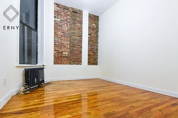 Rented by ERNY LLC | media 6