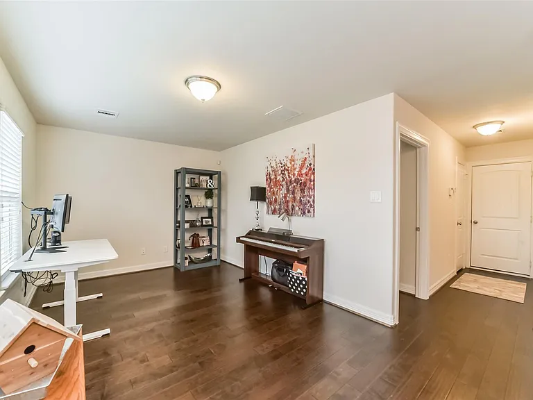 1517 Miles Oaks Pl — Photo 31