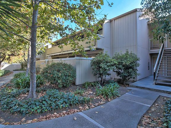 3rd image of 958 Kiely Blvd Unit E