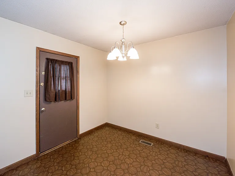 5172 Oak Haven Cir — Photo 14