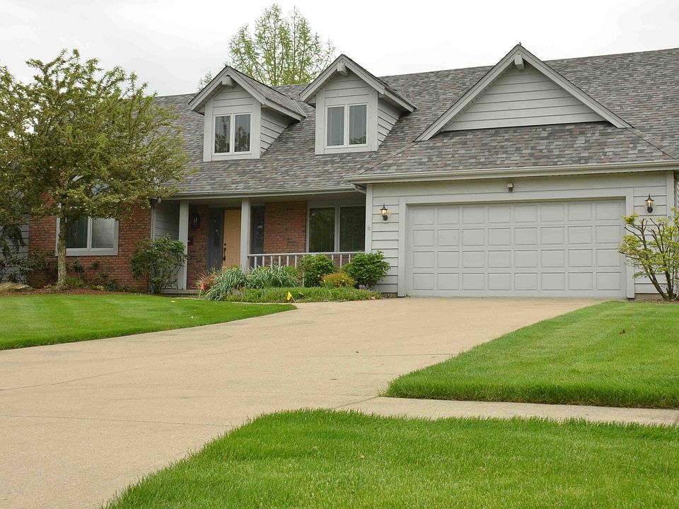 1st image of 26119 Pebblebrook Ln