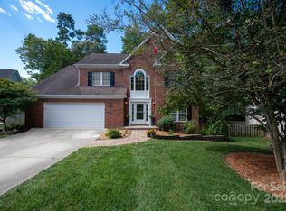 1320 Sweetgum Ln, Matthews, NC 28105