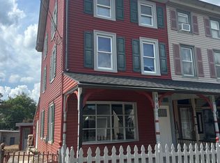 106 2nd Ave, Mont Clare, PA 19453