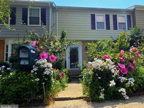 18506 Grouse Ln, Gaithersburg, MD 20879