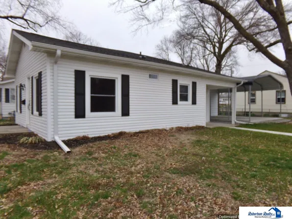 1024 Elk St, Beatrice, NE 68310