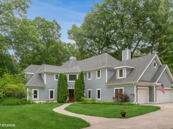 41 Wiltshire Dr, Lincolnshire, IL 60069