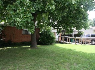 507 Lawndale Dr, Springdale, AR 72764