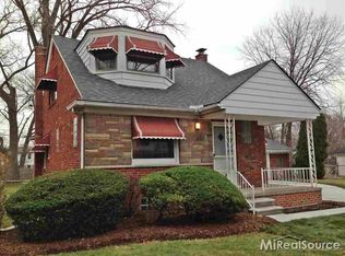 20505 Anita St, Harper Woods, MI 48225