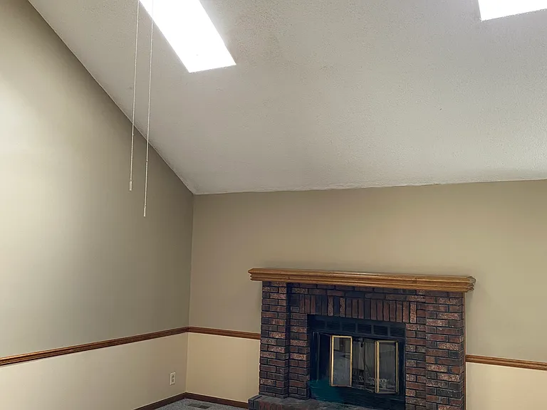 5585 McCormick Dr — Photo 7