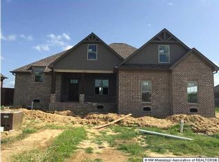 2363 Beauvoir Dr, Hernando, MS 38632