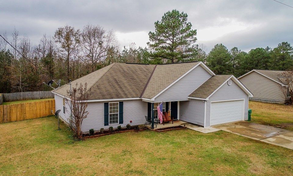 2nd image of 13845 Roanoke Dr