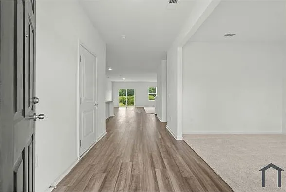 1270 Herring Dr — Photo 7