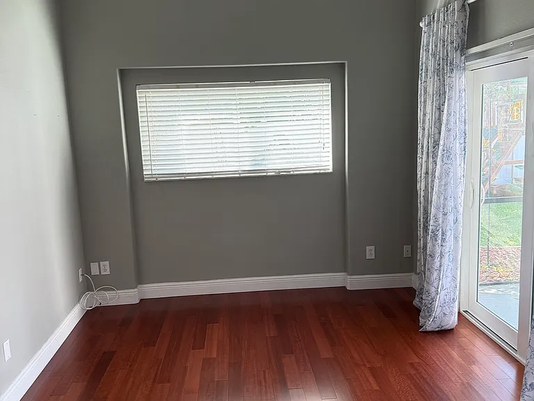 1549 Sweetspire Dr — Photo 16