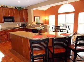 3rd image of 353 Justin Dr