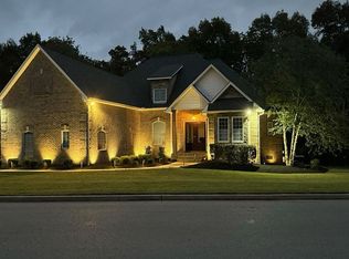 702 Ridgecrest Ln, Lebanon, TN 37087