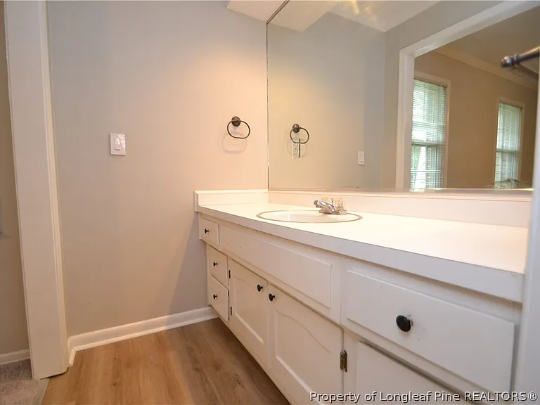 3111 Morningside Dr — Photo 32
