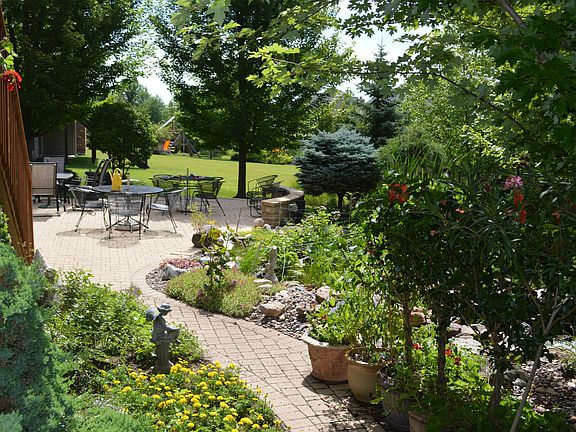 3rd image of 39W709 Henry David Thoreau Pl