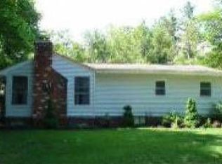 5747 Lake Rd, Galway, NY 12074