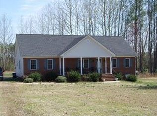 20525 Horseshoe Rd, Carson, VA 23830