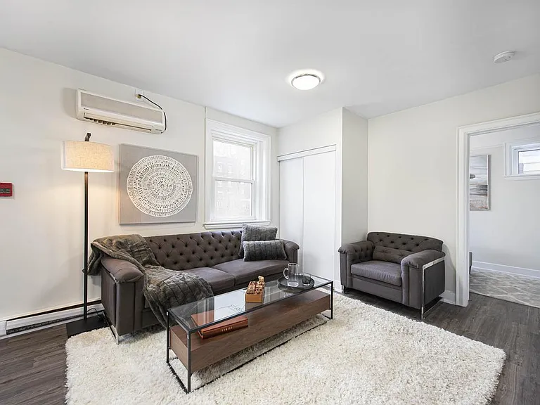 86 Tisdale St S #3 — Photo 3