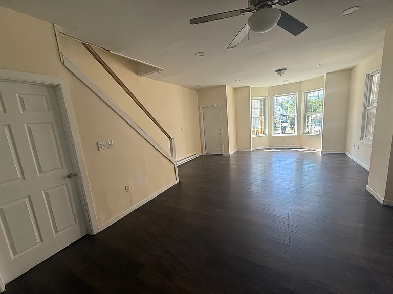 1418-1420 Fordham Ct — Photo 4