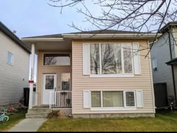 17231 91st St NW, Edmonton, AB T5Z 3W7