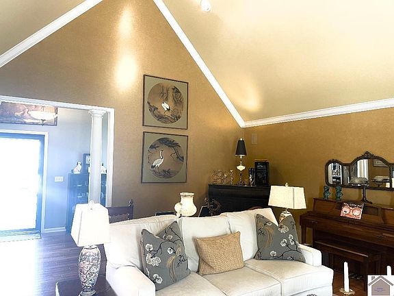 5th image of 1407 Fleetwood Dr