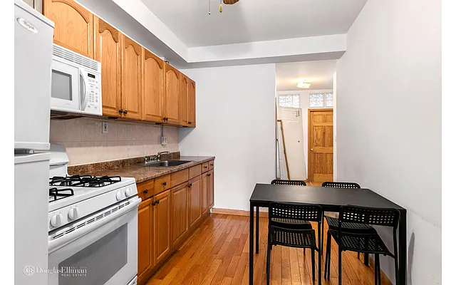 Rented by Douglas Elliman | media 8