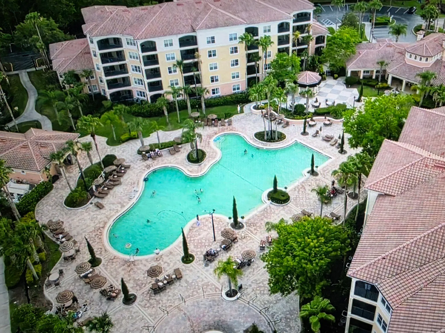 3 bed, 3.0 bath, 1400 sqft, $1,481 — Photo 3