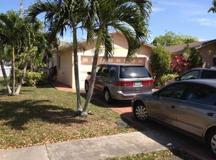 9331 NW 24th Pl, Pembroke Pines, FL 33024