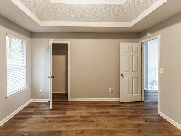 6261 Remington Park — Photo 13