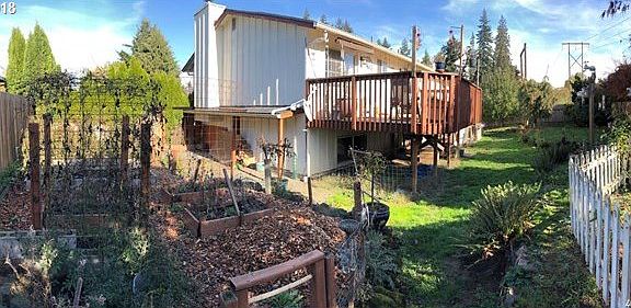 4th image of 2405 NE 91st St