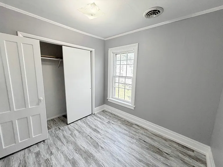 170 Lancaster St — Photo 9