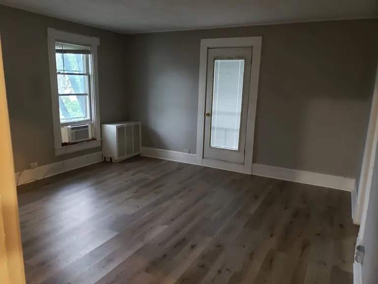 519 N Barstow St — Photo 2