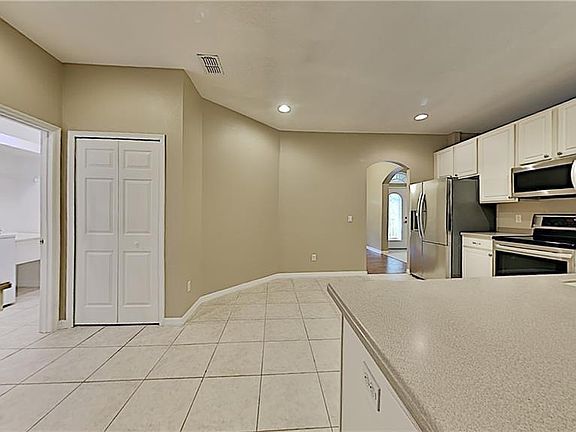 4th image of 3715 Liberty Hill Dr
