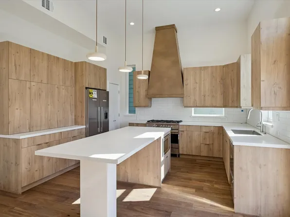 3906 Zina Way, Houston, TX 77018