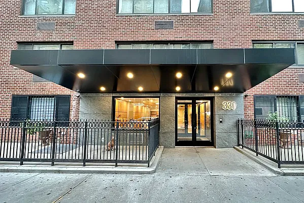 Rented by Oxford Property Group | media 22