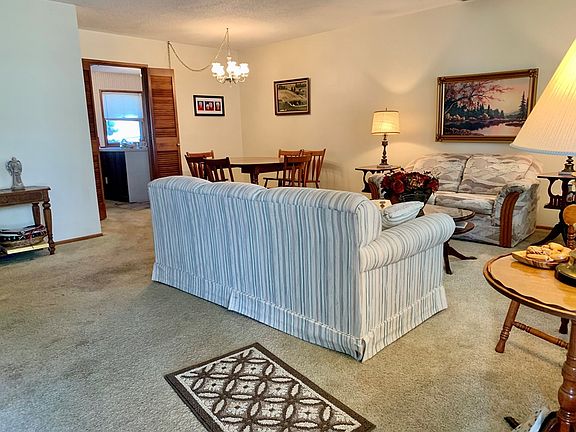 3rd image of 2242 Middleground Dr